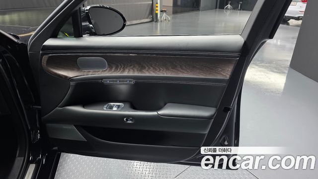 Genesis G90 (RS4) Gasoline 3.5 Turbo AWD 2023 — фото 25