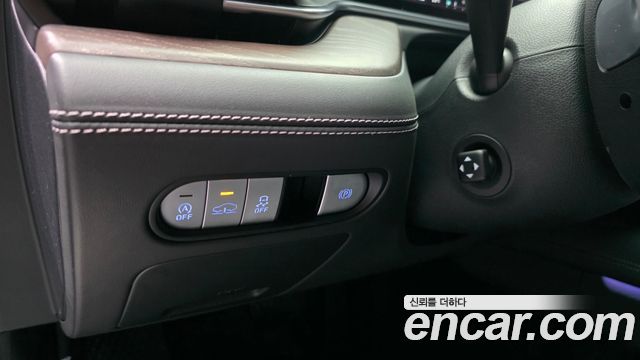 Genesis G90 (RS4) Gasoline 3.5 Turbo AWD 2023 — фото 32