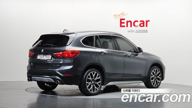 BMW X1 (F48) xDrive 20i xLine 2022 — фото 2