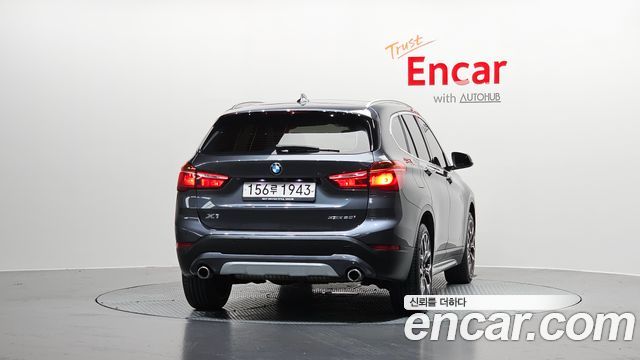 BMW X1 (F48) xDrive 20i xLine 2022 — фото 4