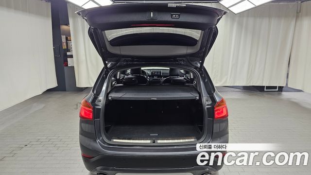 BMW X1 (F48) xDrive 20i xLine 2022 — фото 20