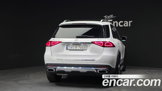Mercedes-Benz GLE-Class (W167) GLE300d 4MATIC 2021 — фото 4