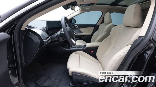 BMW 2 Series Gran Coupe (F74) 220 M Sport Design 2025 — фото 10