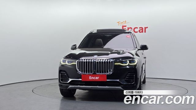 BMW X7 (G07) xDrive 40i Design Pure Excellence 7-Seater 2021 — фото 3