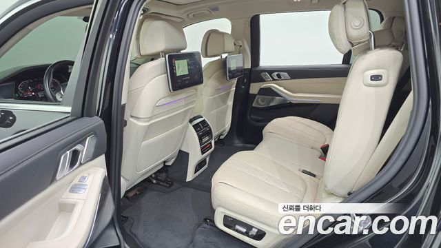 BMW X7 (G07) xDrive 40i Design Pure Excellence 7-Seater 2021 — фото 11
