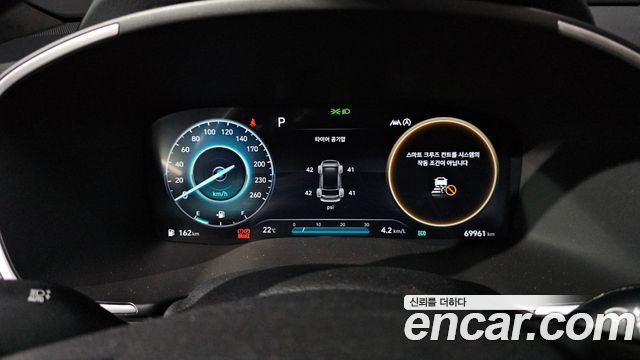 Hyundai Santa Fe Gasoline 2.5T 2WD Calligraphy 2022 — фото 8