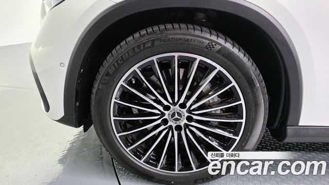 Mercedes-Benz GLC-Class (X254) GLC300 4MATIC AMG Line 2026 — фото 5