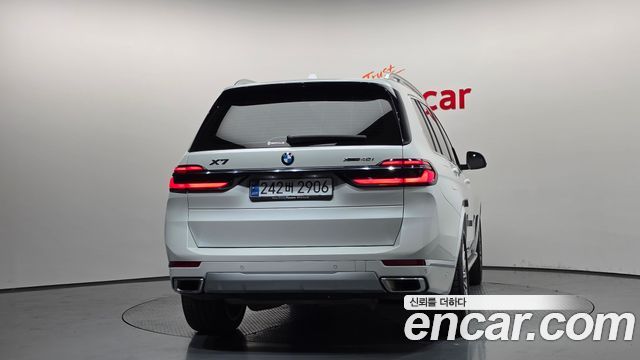 BMW X7 (G07) xDrive 40i Design Pure Excellence 6-Seater 2024 — фото 4