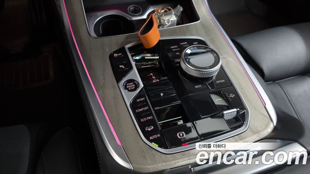 BMW X7 (G07) xDrive 40i Design Pure Excellence 6-Seater 2024 — фото 9