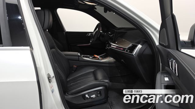 BMW X7 (G07) xDrive 40i Design Pure Excellence 6-Seater 2024 — фото 26