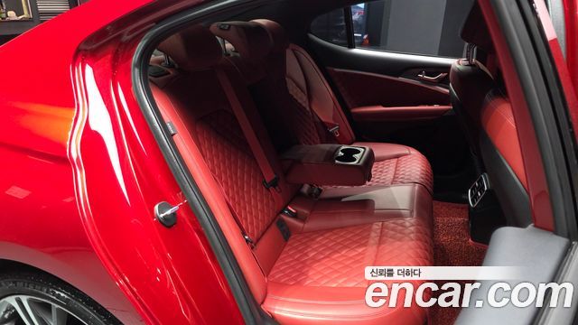Genesis G70 Gasoline 3.3T 4WD 2024 — фото 15