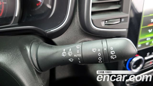 Renault Korea QM6 Gasoline 2WD LE 2019 — фото 27