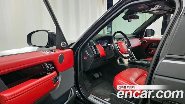 Land Rover Range Rover (IV) 5.0 SC AB LWB 2019 — фото 10