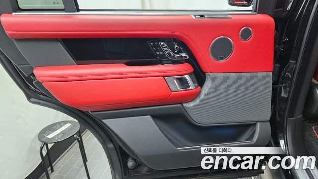 Land Rover Range Rover (IV) 5.0 SC AB LWB 2019 — фото 25