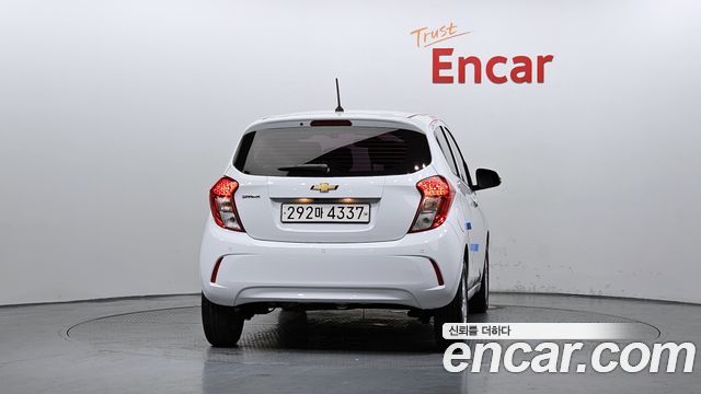 Chevrolet Spark LT 2020 — фото 4