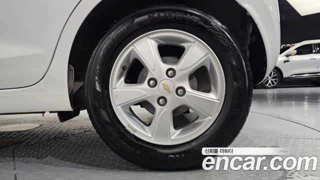 Chevrolet Spark LT 2020 — фото 21