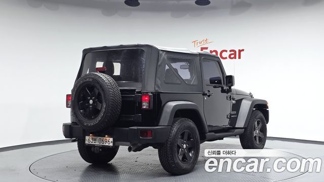 Jeep Wrangler (JK) 3.6 Sport 2Door 2016 — фото 2