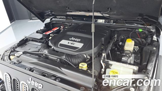 Jeep Wrangler (JK) 3.6 Sport 2Door 2016 — фото 6