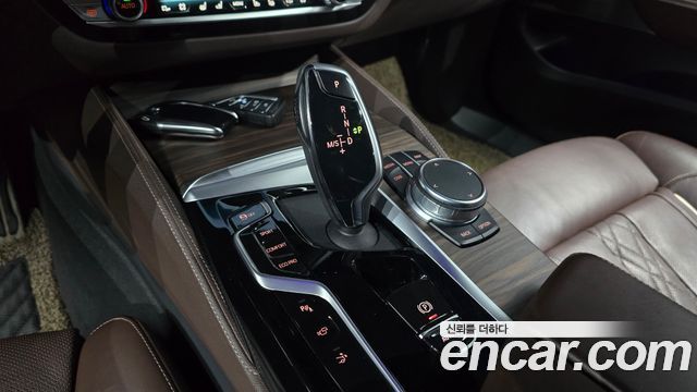 BMW 6 Series GT (G32) 630i xDrive M Sport 2021 — фото 9