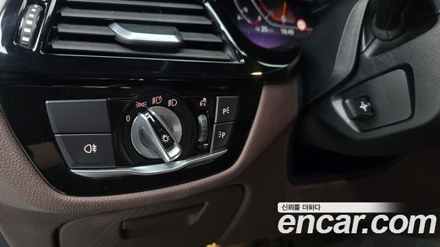 BMW 6 Series GT (G32) 630i xDrive M Sport 2021 — фото 14