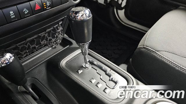 Jeep Wrangler (JK) 3.6 Rubicon 4Door 2017 — фото 9