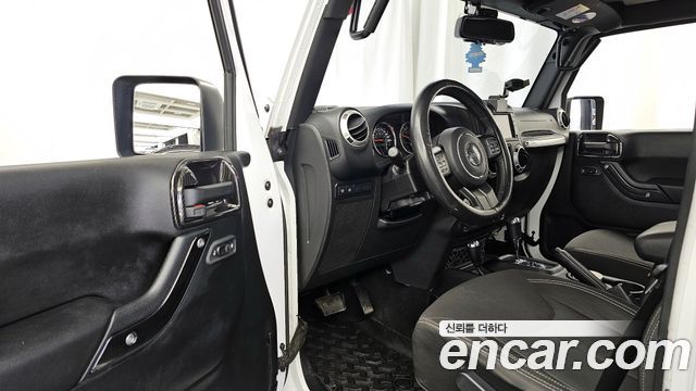 Jeep Wrangler (JK) 3.6 Rubicon 4Door 2017 — фото 10