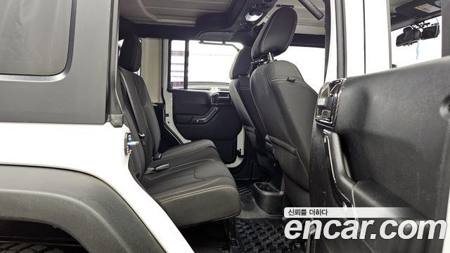 Jeep Wrangler (JK) 3.6 Rubicon 4Door 2017 — фото 16