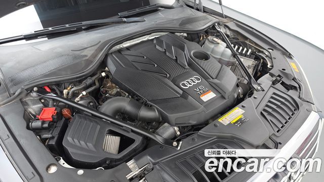 Audi A8 (D5) 55 TFSI Quattro LWB 2020 — фото 6