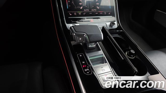 Audi A8 (D5) 55 TFSI Quattro LWB 2020 — фото 9