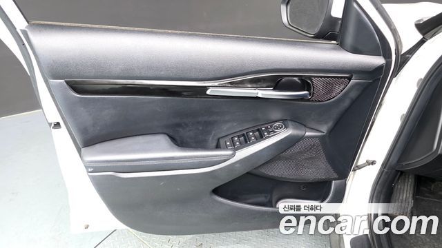 Kia Seltos Gasoline 1.6 Turbo 2WD Trendy 2023 — фото 24