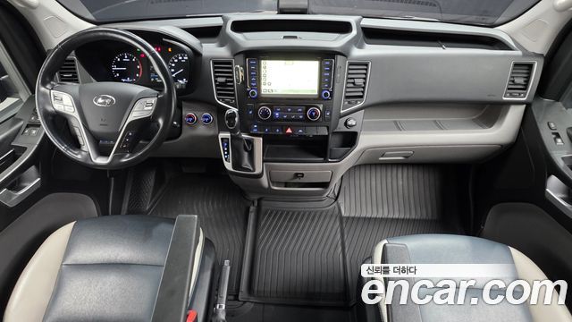 Hyundai Solati 11-Seater Luxury 2021 — фото 7