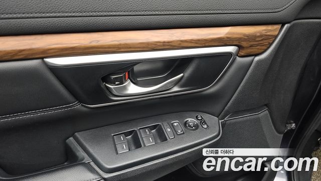 Honda CR-V (V) 1.5 EX-L 4WD 2019 — фото 16