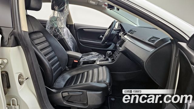Volkswagen CC 2.0 TSI 2016 — фото 11