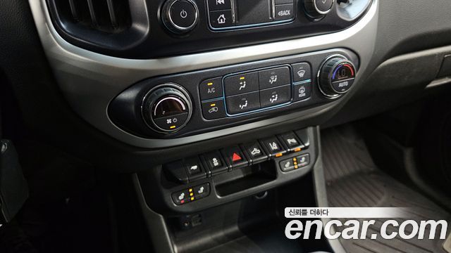 Chevrolet Colorado 3.6 Extreme-X 4WD Sports Bar 2020 — фото 18