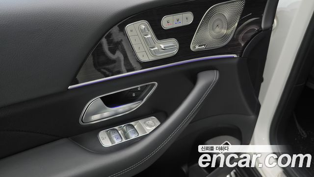 Mercedes-Benz GLE-Class (W167) GLE400d 4MATIC Coupe 2023 — фото 13
