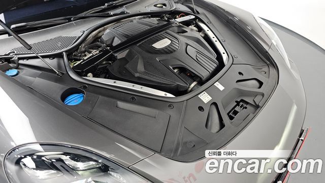 Porsche Panamera (971) 3.0 AWD 2018 — фото 6