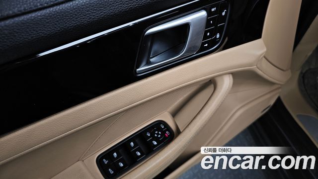 Porsche Panamera (971) 3.0 AWD 2018 — фото 23