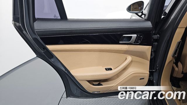 Porsche Panamera (971) 3.0 AWD 2018 — фото 31
