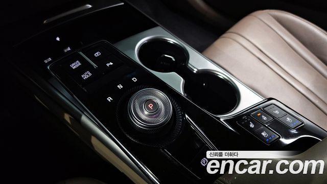 Kia K8 2.5 Gasoline 2WD Noblesse 2022 — фото 9