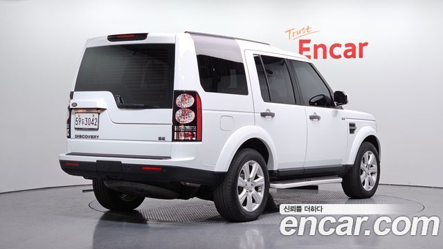Land Rover Discovery 4 3.0 SDV6 SE 2016 — фото 2