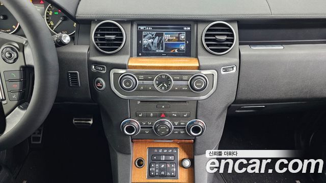Land Rover Discovery 4 3.0 SDV6 SE 2016 — фото 14