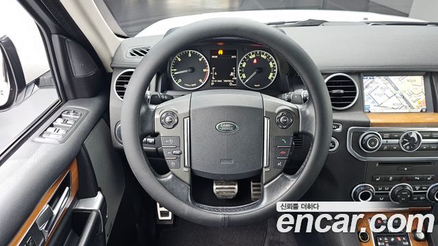 Land Rover Discovery 4 3.0 SDV6 SE 2016 — фото 15