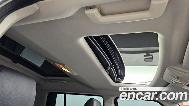 Land Rover Discovery 4 3.0 SDV6 SE 2016 — фото 17