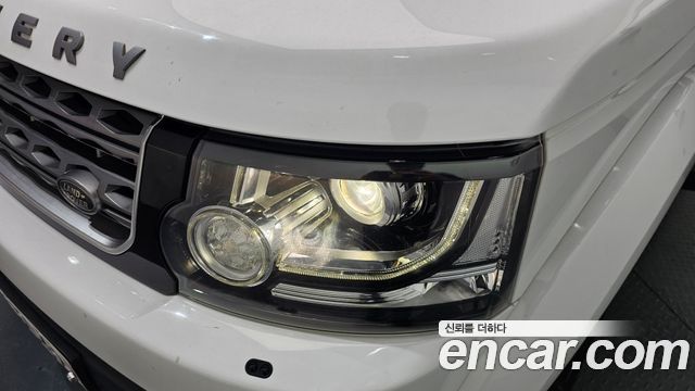 Land Rover Discovery 4 3.0 SDV6 SE 2016 — фото 22