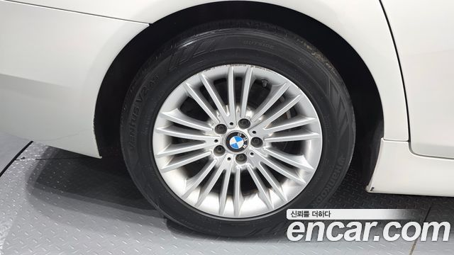 BMW 5 Series (F10) 520d 2015 — фото 5