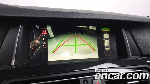 BMW 5 Series (F10) 520d 2015 — фото 15