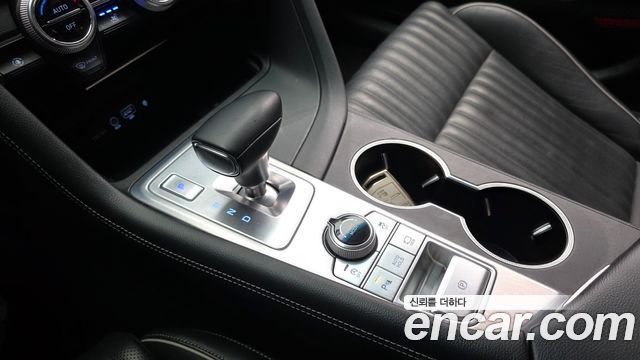 Genesis G70 2.0T AWD Elite 2019 — фото 9