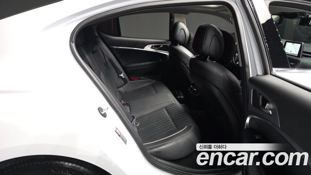 Genesis G70 2.0T AWD Elite 2019 — фото 12