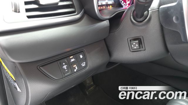 Genesis G70 2.0T AWD Elite 2019 — фото 17