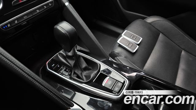 Renault Korea QM6 2.0 LPe RE Signature 2WD 2020 — фото 9